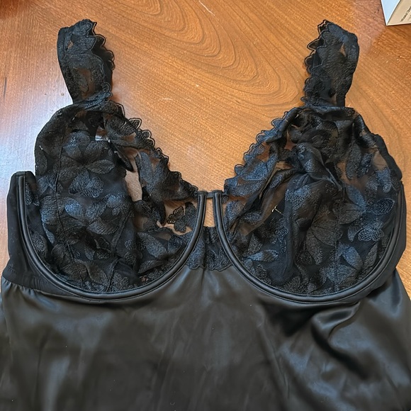 The Fabulous Full Cup Floral Embroidered Babydoll NWT VICTORIA SECRET Curvy XXL - Picture 2 of 8